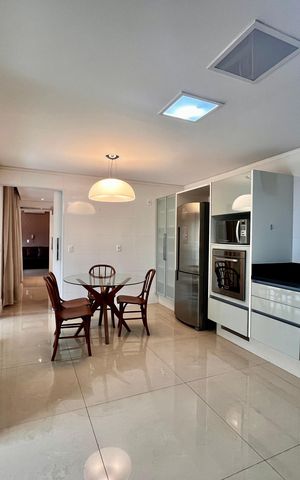 Apartamento à venda com 186m², 3 quartos e 3 vagas Apartamento à venda com 186m², 3 quartos e 3 vagasCozinha