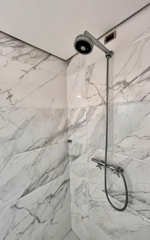 Apartamento à venda com 186m², 3 quartos e 3 vagas Apartamento à venda com 186m², 3 quartos e 3 vagasBanheiro Suíte 2