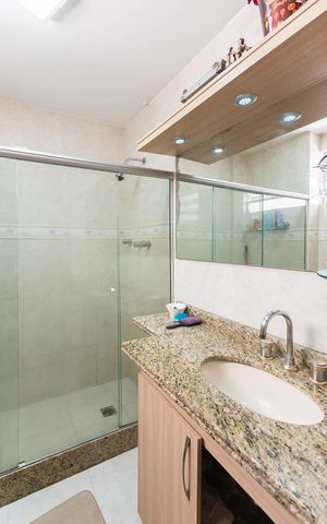 Apartamento à venda com 130m², 3 quartos e 2 vagasBanheiro