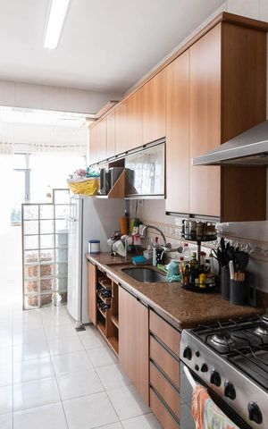 Apartamento à venda com 130m², 3 quartos e 2 vagasCozinha