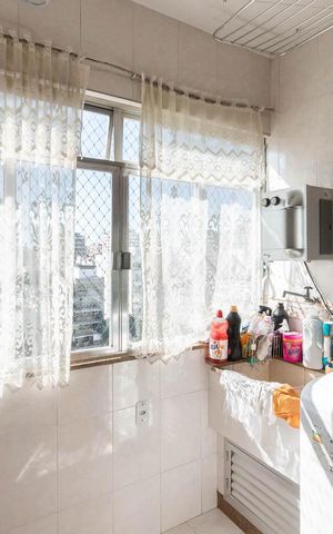 Apartamento à venda com 130m², 3 quartos e 2 vagasÁrea de Serviço