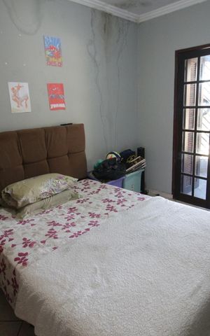 Casa à venda com 356m², 3 quartos e 2 vagasSuíte 3