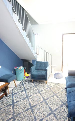 Casa à venda com 356m², 3 quartos e 2 vagasSala