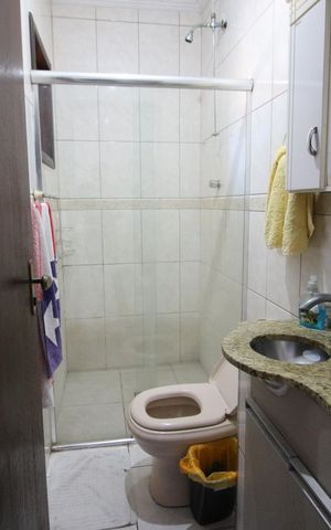 Casa à venda com 356m², 3 quartos e 2 vagasBanheiro da Suíte 3