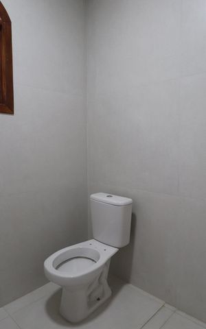 Casa à venda com 250m², 3 quartos e 3 vagasBanheiro 1