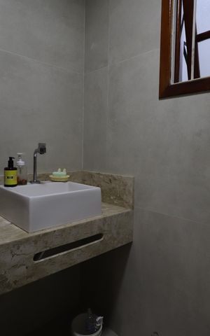Casa à venda com 250m², 3 quartos e 3 vagasBanheiro 2
