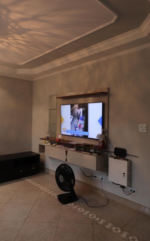 Casa à venda com 250m², 3 quartos e 3 vagasSala