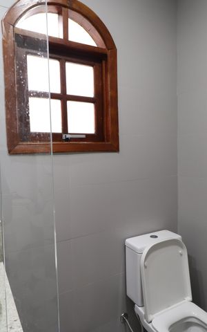 Casa à venda com 250m², 3 quartos e 3 vagasBanheiro da Suíte