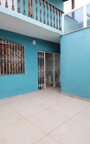 Casa à venda com 250m², 3 quartos e 3 vagasGaragem