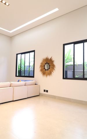 Casa de condomínio para alugar com 400m², 2 quartos e 4 vagasSala