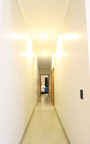 Casa de condomínio para alugar com 400m², 2 quartos e 4 vagasCorredor