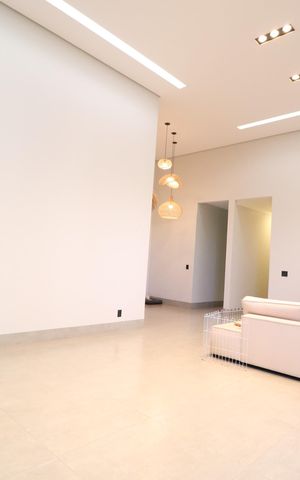 Casa de condomínio para alugar com 400m², 2 quartos e 4 vagasSala