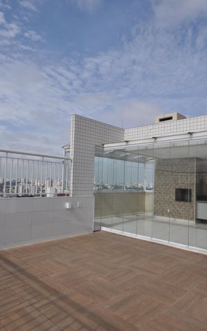 Apartamento à venda com 157m², 2 quartos e 3 vagasCobertura