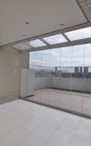 Apartamento à venda com 157m², 2 quartos e 3 vagasCobertura