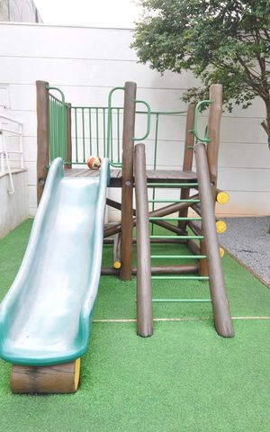 Apartamento à venda com 157m², 2 quartos e 3 vagasÁrea comum - Playground 2