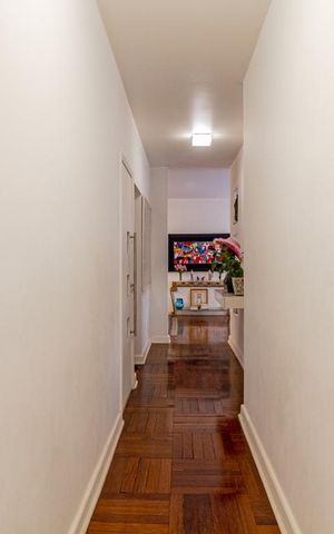 Apartamento à venda com 162m², 2 quartos e 1 vagaCorredor