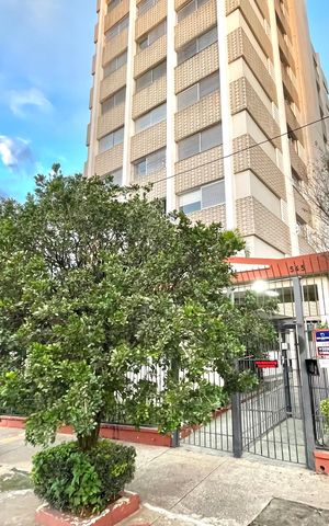 Apartamento à venda com 48m², 1 quarto e 1 vaga Apartamento à venda com 48m², 1 quarto e 1 vagaFachada