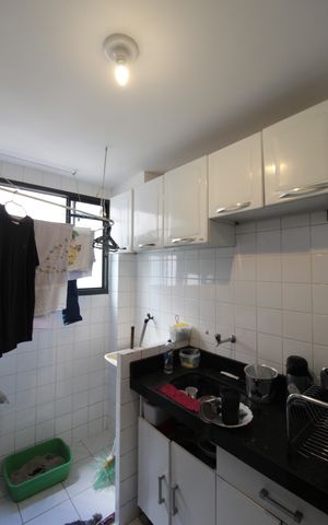 Apartamento à venda com 55m², 2 quartos e 1 vagaCozinha e Área de Serviço