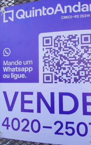 Casa à venda com 182m², 4 quartos e 2 vagasPlaca