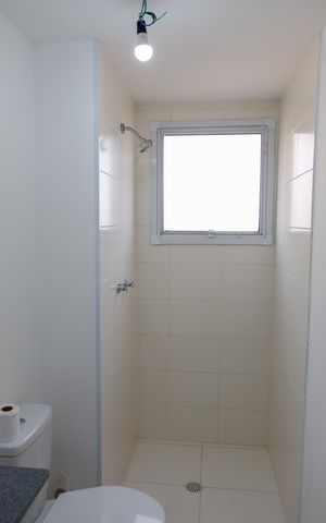 Apartamento à venda com 47m², 2 quartos e 1 vaga Apartamento à venda com 47m², 2 quartos e 1 vagaBanheiro
