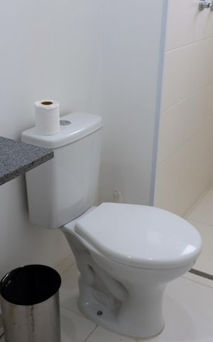 Apartamento à venda com 47m², 2 quartos e 1 vaga Apartamento à venda com 47m², 2 quartos e 1 vagaBanheiro