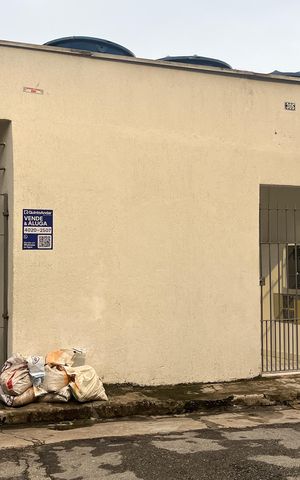 Casa para alugar com 70m², 1 quarto e sem vaga Casa para alugar com 70m², 1 quarto e sem vagaFachada