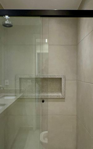 Apartamento à venda com 139m², 2 quartos e 1 vaga Apartamento à venda com 139m², 2 quartos e 1 vagaBanheiro da Suíte 1