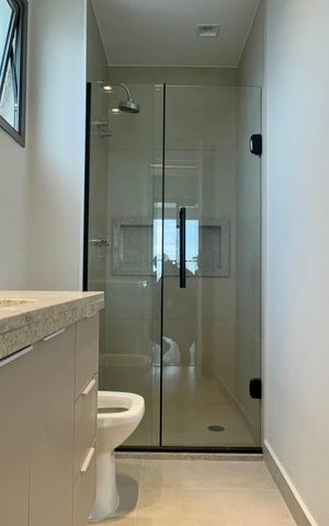 Apartamento à venda com 139m², 2 quartos e 1 vaga Apartamento à venda com 139m², 2 quartos e 1 vagaBanheiro da Suíte 2