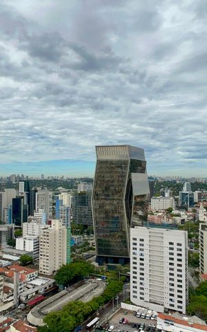 Apartamento à venda com 139m², 2 quartos e 1 vaga Apartamento à venda com 139m², 2 quartos e 1 vagaVista da Varanda da Suíte 2