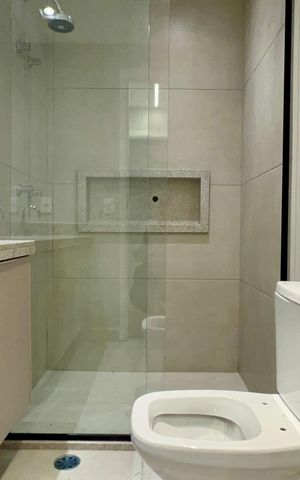 Apartamento à venda com 139m², 2 quartos e 1 vaga Apartamento à venda com 139m², 2 quartos e 1 vagaBanheiro da Suíte 1