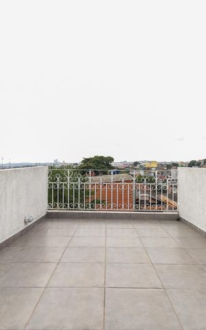 Casa à venda com 131m², 3 quartos e 2 vagas Casa à venda com 131m², 3 quartos e 2 vagasVaranda da Sala