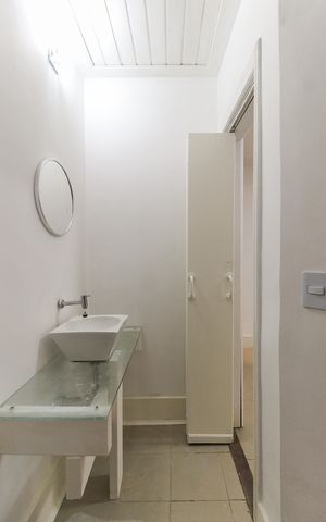 Casa à venda com 131m², 3 quartos e 2 vagas Casa à venda com 131m², 3 quartos e 2 vagasLavabo