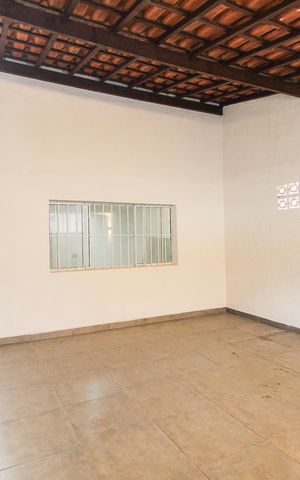 Casa à venda com 131m², 3 quartos e 2 vagas Casa à venda com 131m², 3 quartos e 2 vagasGaragem