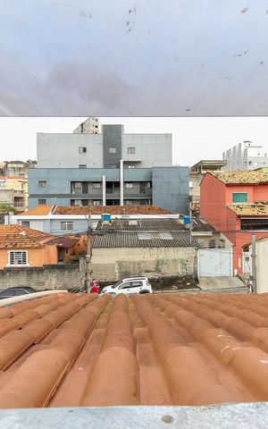 Casa à venda com 131m², 3 quartos e 2 vagas Casa à venda com 131m², 3 quartos e 2 vagasVista