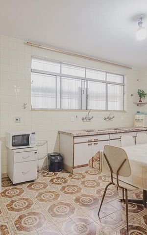 Casa à venda com 354m², 3 quartos e 8 vagasCozinha