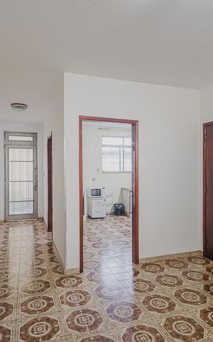 Casa à venda com 354m², 3 quartos e 8 vagasCorredor
