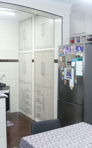 Casa à venda com 115m², 3 quartos e 2 vagasCozinha