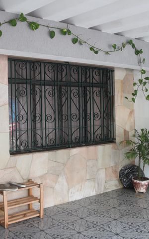 Casa à venda com 115m², 3 quartos e 2 vagasGaragem