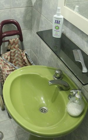 Casa à venda com 115m², 3 quartos e 2 vagasBanheiro 1
