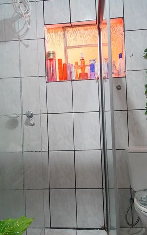 Casa à venda com 100m², 2 quartos e 3 vagasBanheiro