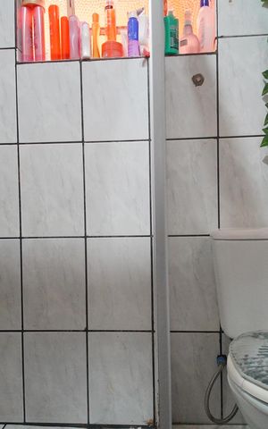 Casa à venda com 100m², 2 quartos e 3 vagasBanheiro
