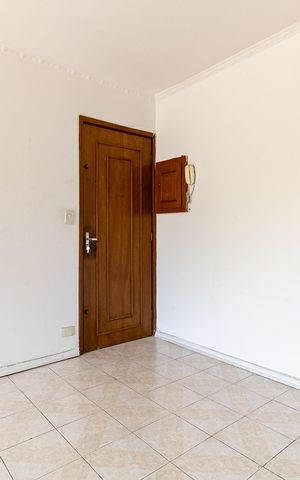 Apartamento à venda com 90m², 3 quartos e 1 vaga Apartamento à venda com 90m², 3 quartos e 1 vagaSala