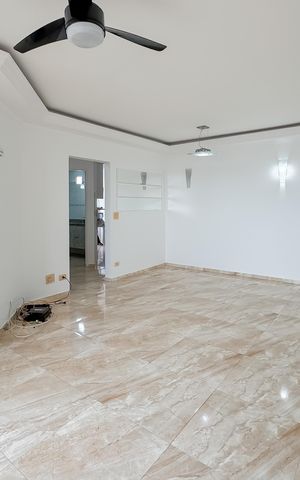 Apartamento à venda com 81m², 2 quartos e 1 vaga Apartamento à venda com 81m², 2 quartos e 1 vagaSala