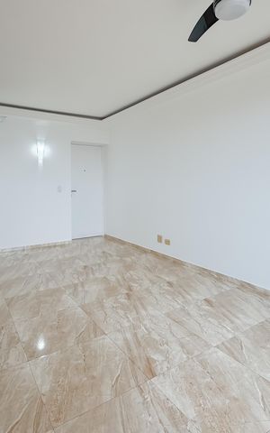 Apartamento à venda com 81m², 2 quartos e 1 vaga Apartamento à venda com 81m², 2 quartos e 1 vagaSala