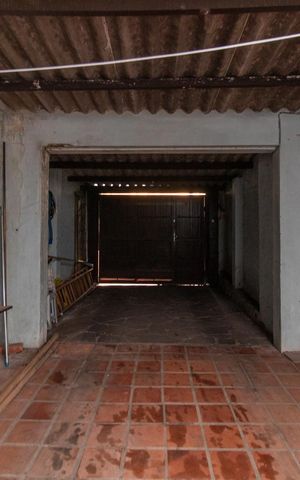 Casa à venda com 129m², 5 quartos e 4 vagas Casa à venda com 129m², 5 quartos e 4 vagasGaragem