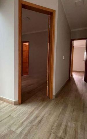 Casa para alugar com 220m², 2 quartos e 2 vagas