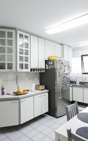 Apartamento à venda com 125m², 3 quartos e 3 vagas Apartamento à venda com 125m², 3 quartos e 3 vagasCozinha