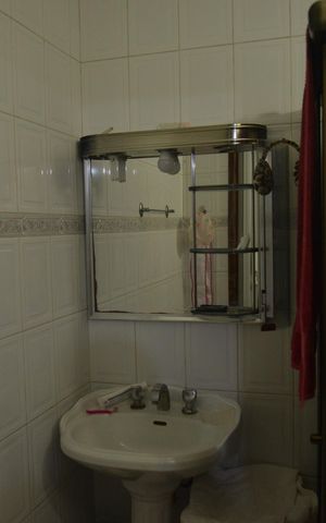 Casa à venda com 340m², 4 quartos e 3 vagasBanheiro da Suíte