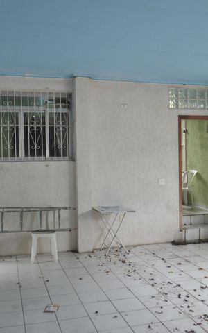 Casa à venda com 340m², 4 quartos e 3 vagasGaragem