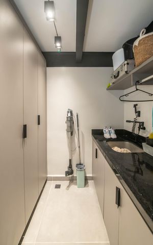 Casa à venda com 205m², 4 quartos e 2 vagasLavanderia